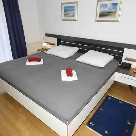 Apartman Residenz Passat 4 *